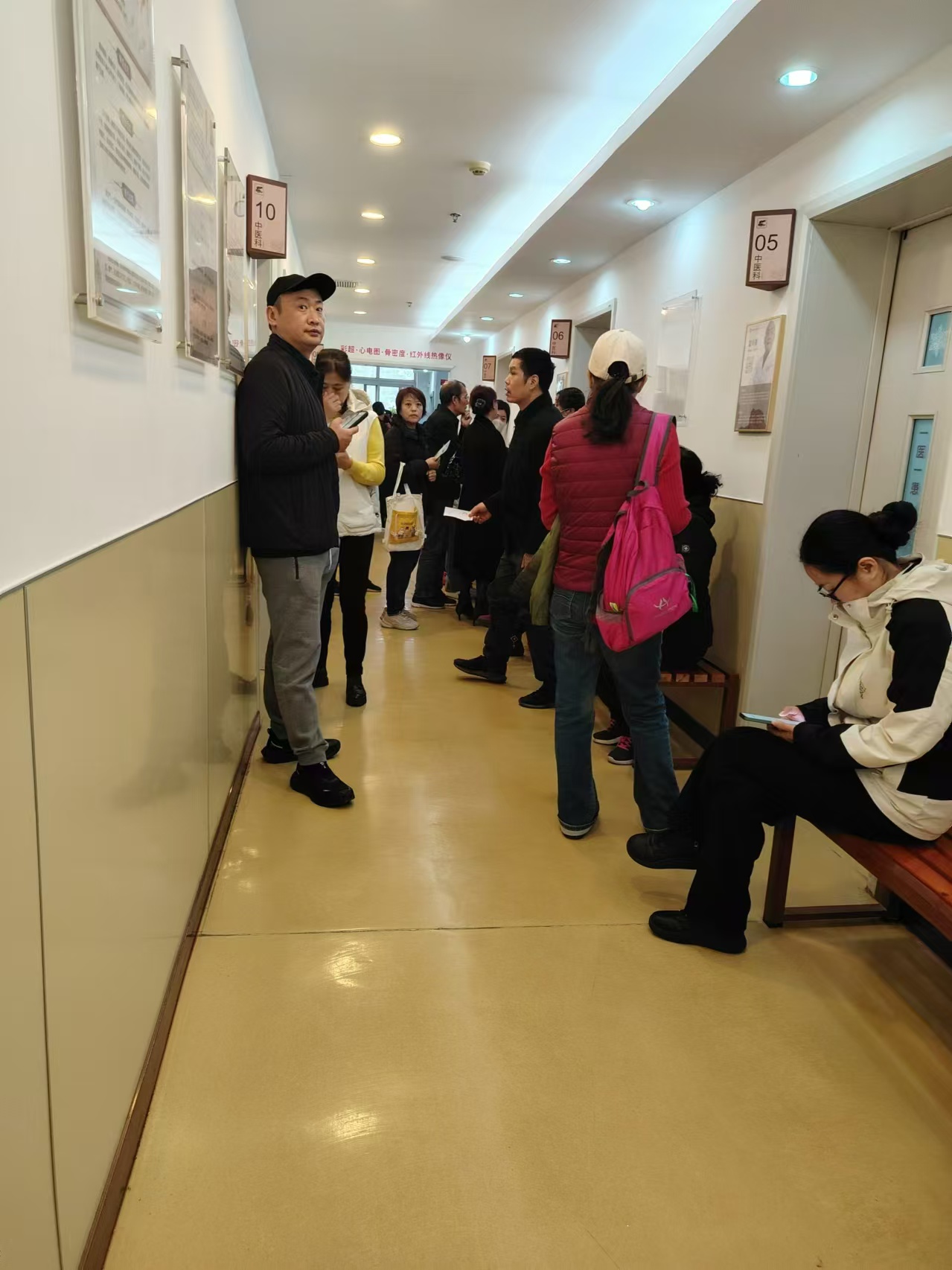 漯河市第一人民医院问诊代挂陪诊就医的简单介绍 漯河市第一人民医院问诊代挂陪诊就医的简单介绍