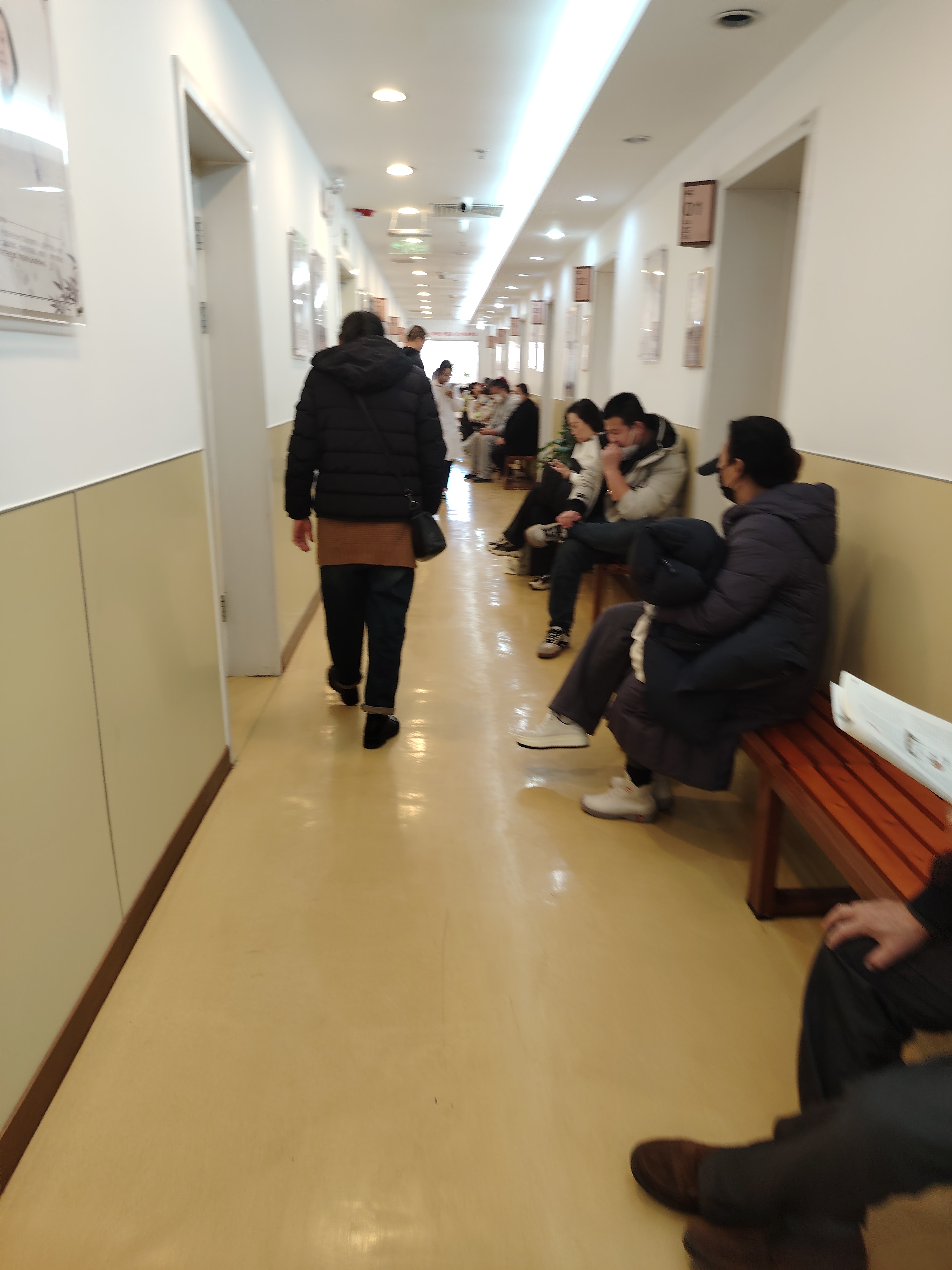 包含北京安贞医院、医院陪诊，健康咨询跑腿挂号，省去晚上熬夜排队的辛苦的词条