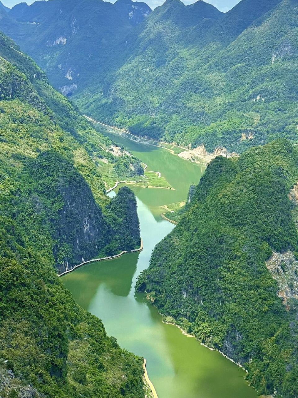 凌云浩坤湖风景区图片