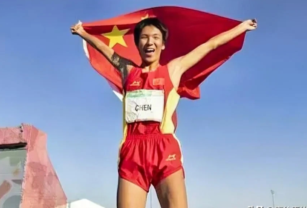 1,朱建华(跳高) 2,李梅素(铅球)  3,毕忠(链球)  4,金玲(跳高)