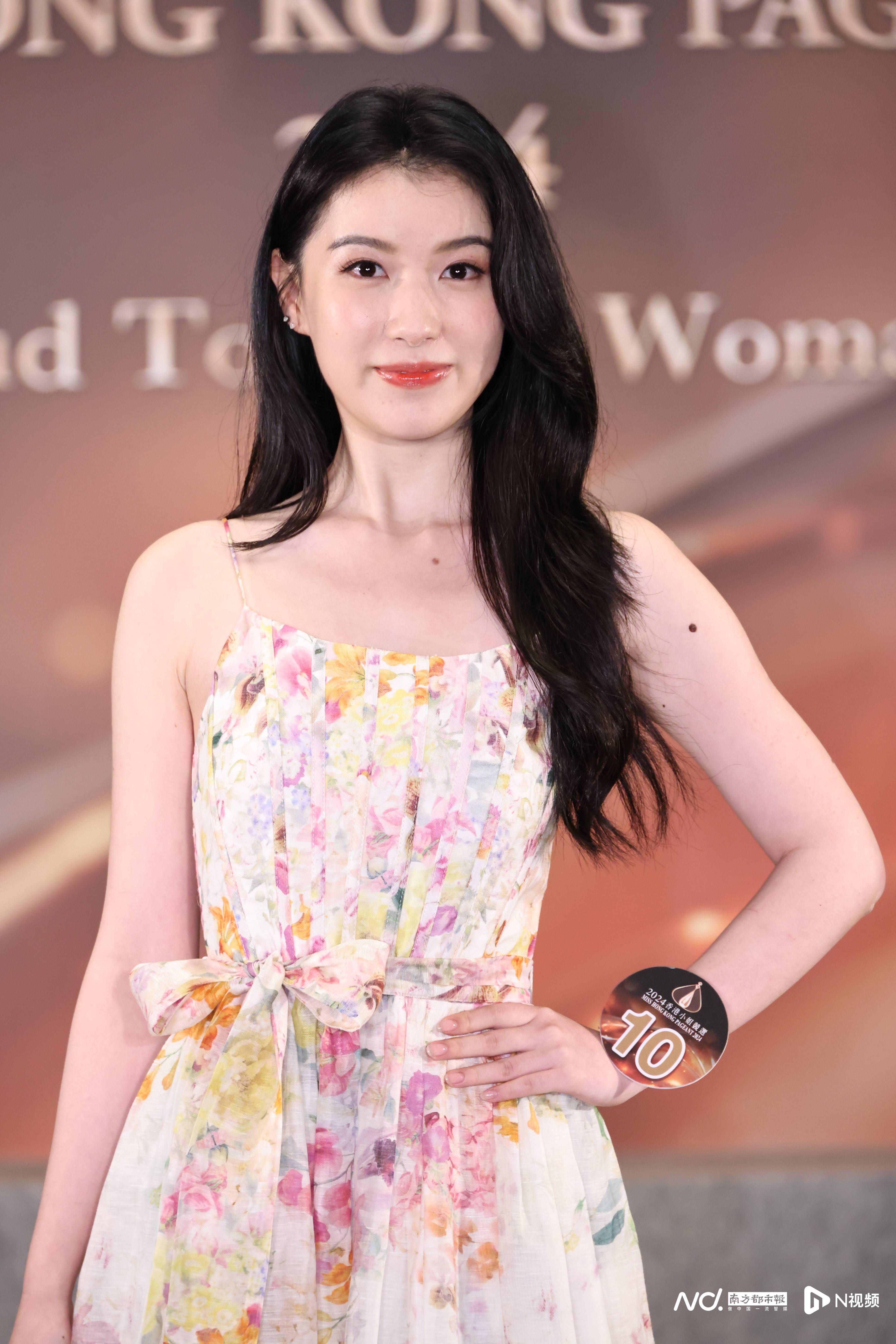 网友评论:今年的港姐竞选真是激烈啊!