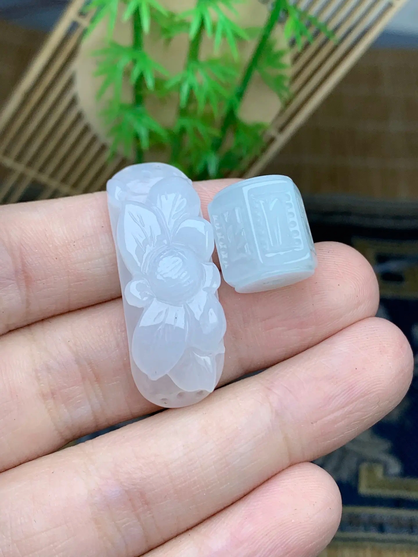 点击头像看直播珠宝首饰生活需要一些闪耀的元素珠宝便是其中之