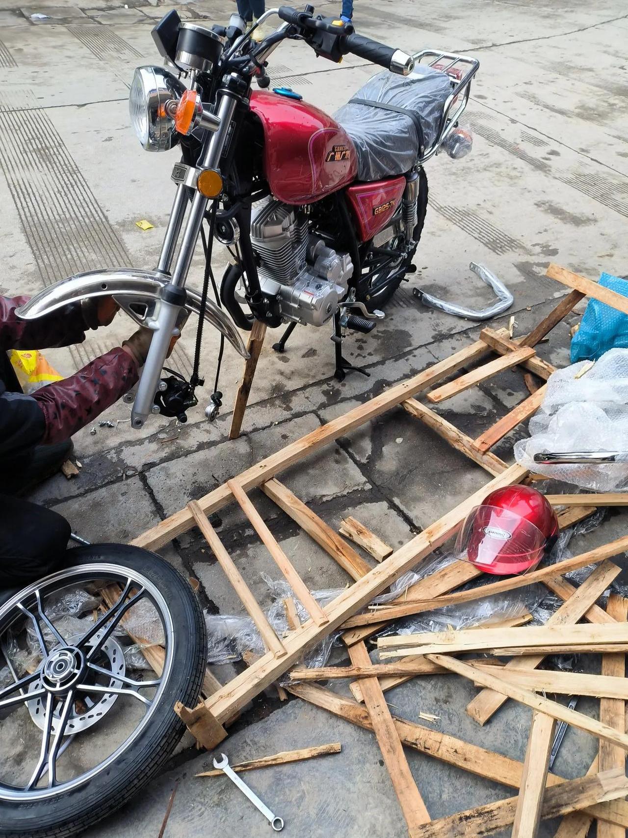 网上买摩托车,广州广本太子摩托车4300送到村里面,自己不会组装,请人