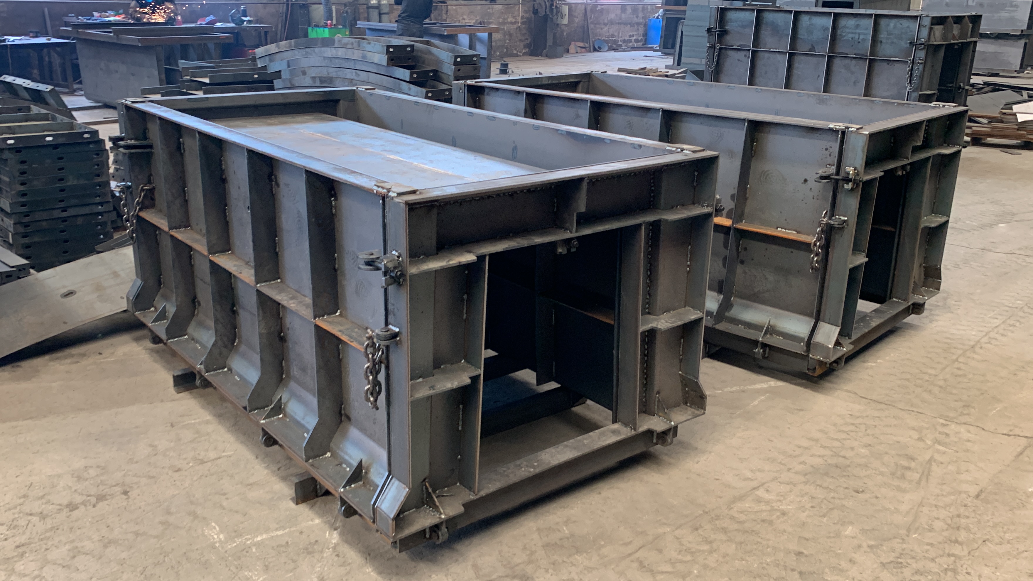 排水渠钢模具厂家# 排水渠钢模具应用前要检查尺寸,外形,也就是尺寸