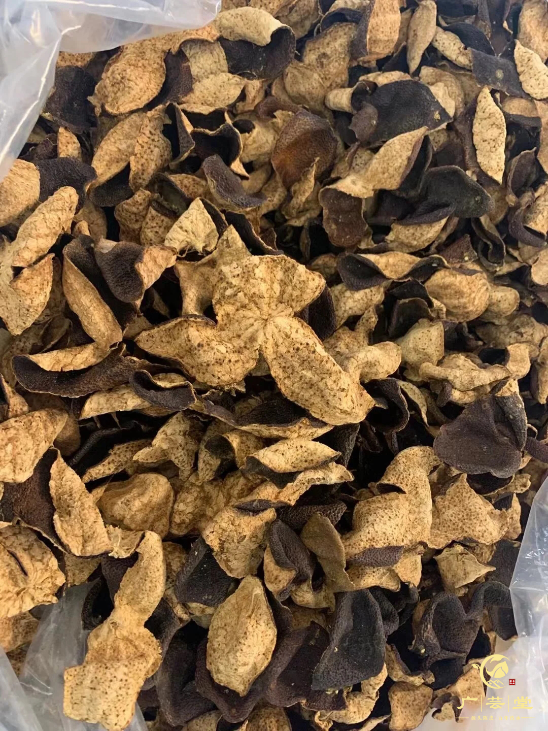 秋季干燥用新会陈皮泡茶再合适不过啦
