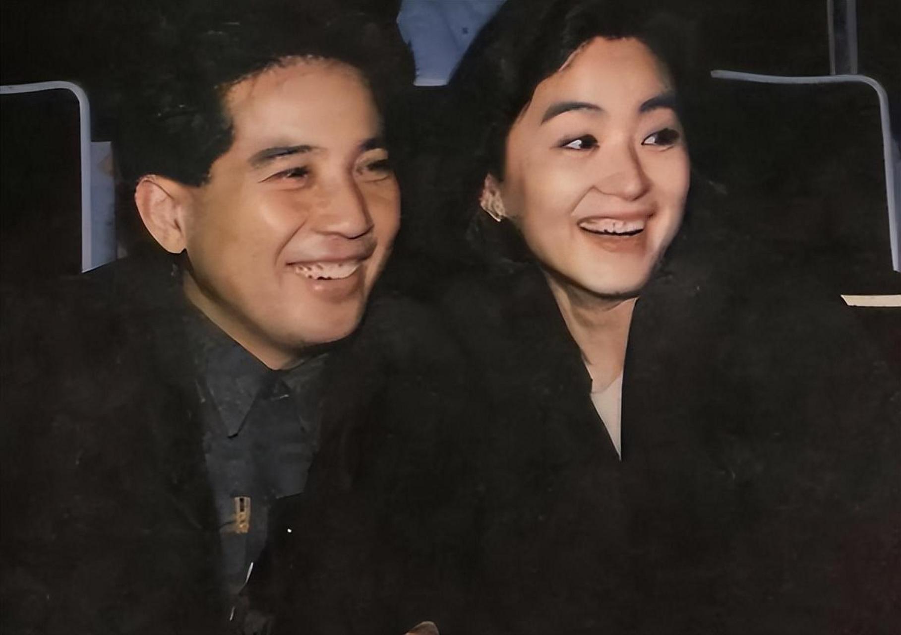 现在也不明白,为什么当年秦汉离婚了,林青霞就是不嫁,然后提分手.