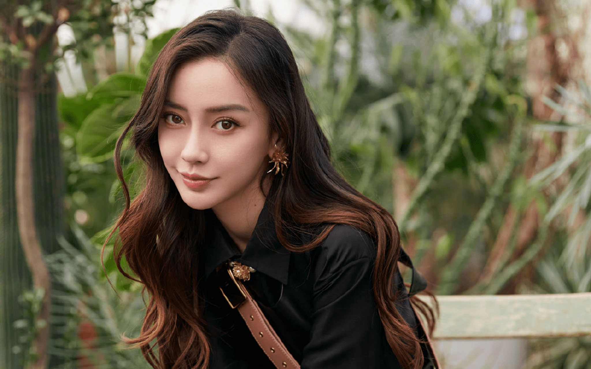 8月20日,杨颖突然冲上了热搜,只因为有网友发现她的账号进入了某游戏