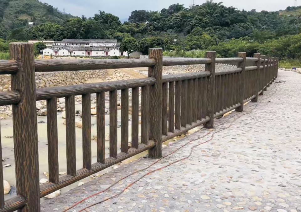 耐用又省心! 河道道路护栏栏杆的选择至关重要!