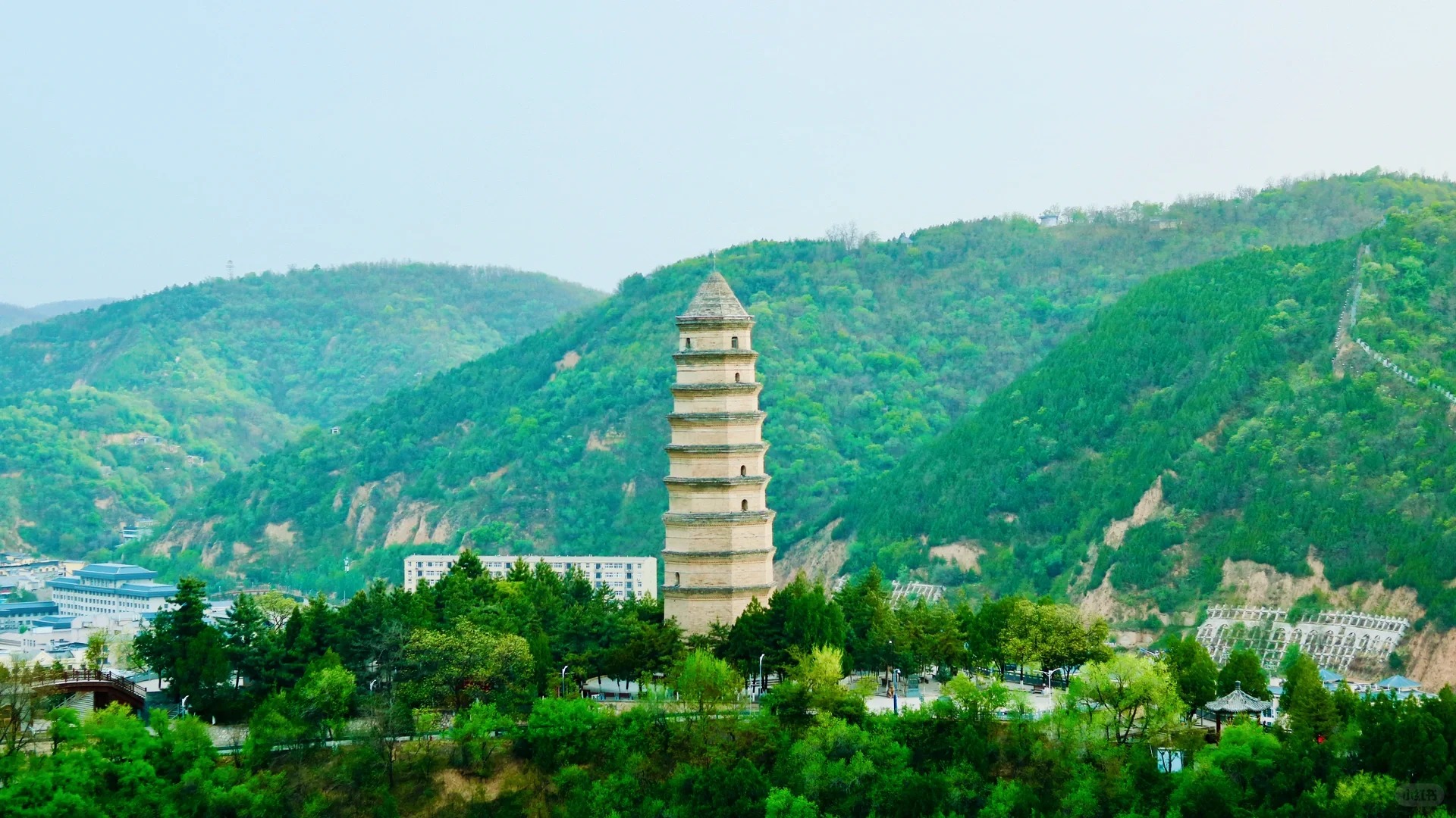 延安,一个充满红色记忆的城市,一日游也能深入体验革命精神.