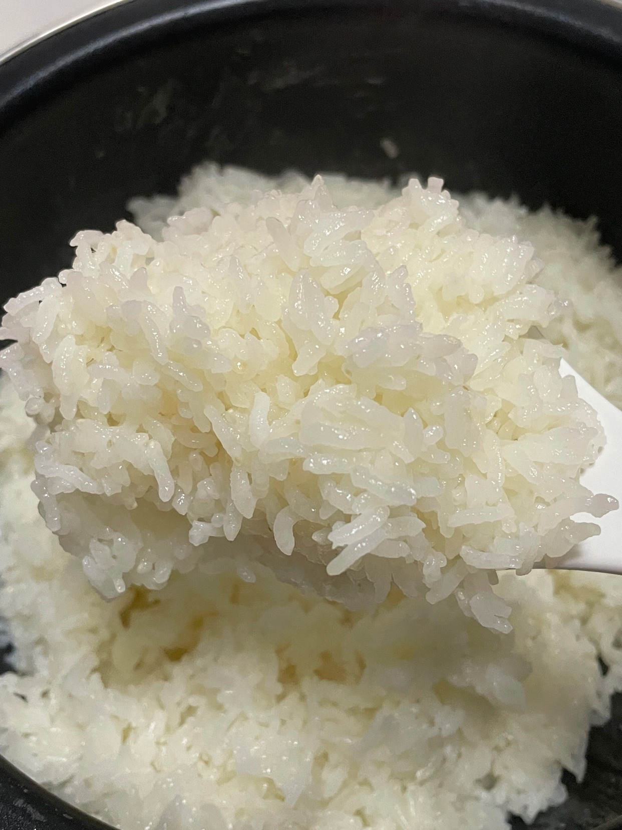 米油两个字就害怕哦 米油是因为米粒保留胚芽 所以留存了大米的营养部