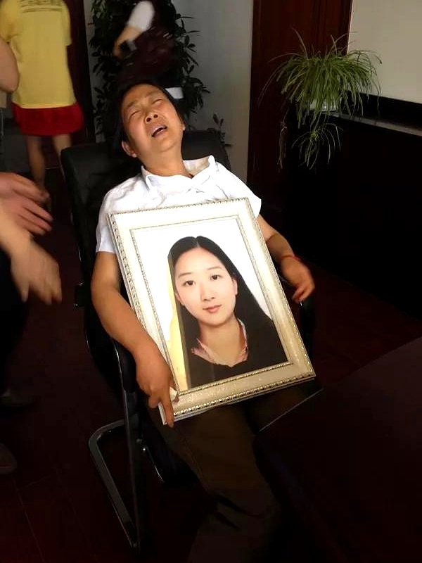 70岁的大姑趁着春节,把四个子女都叫到家里,交代后事