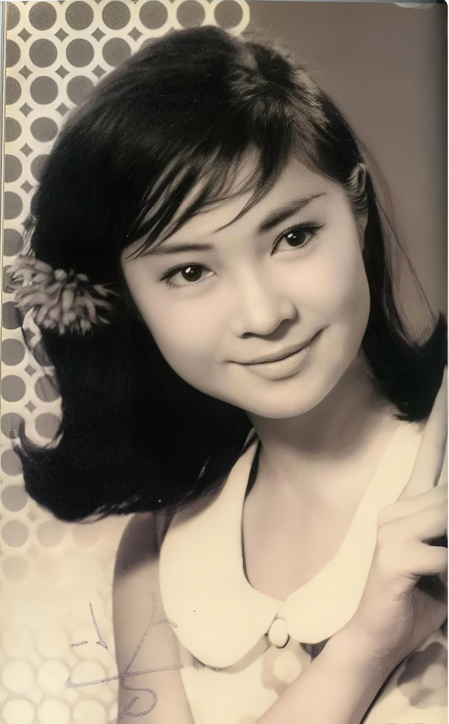演员照片1970年香港女演员70年代美女70年代香港女明星70年代香港美女