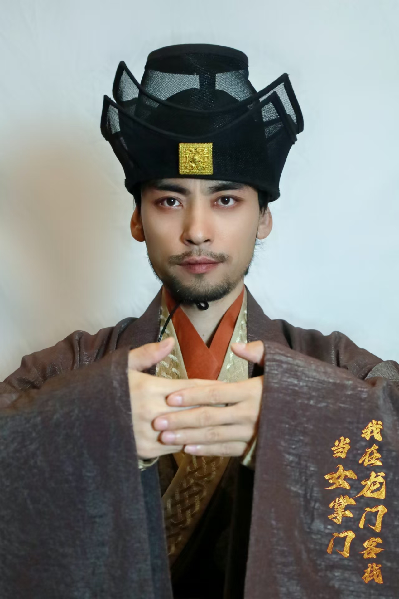 穿越时空的壮丽冒险,邂逅新的江湖,每一个角色都以笔墨抒写未曾有过的