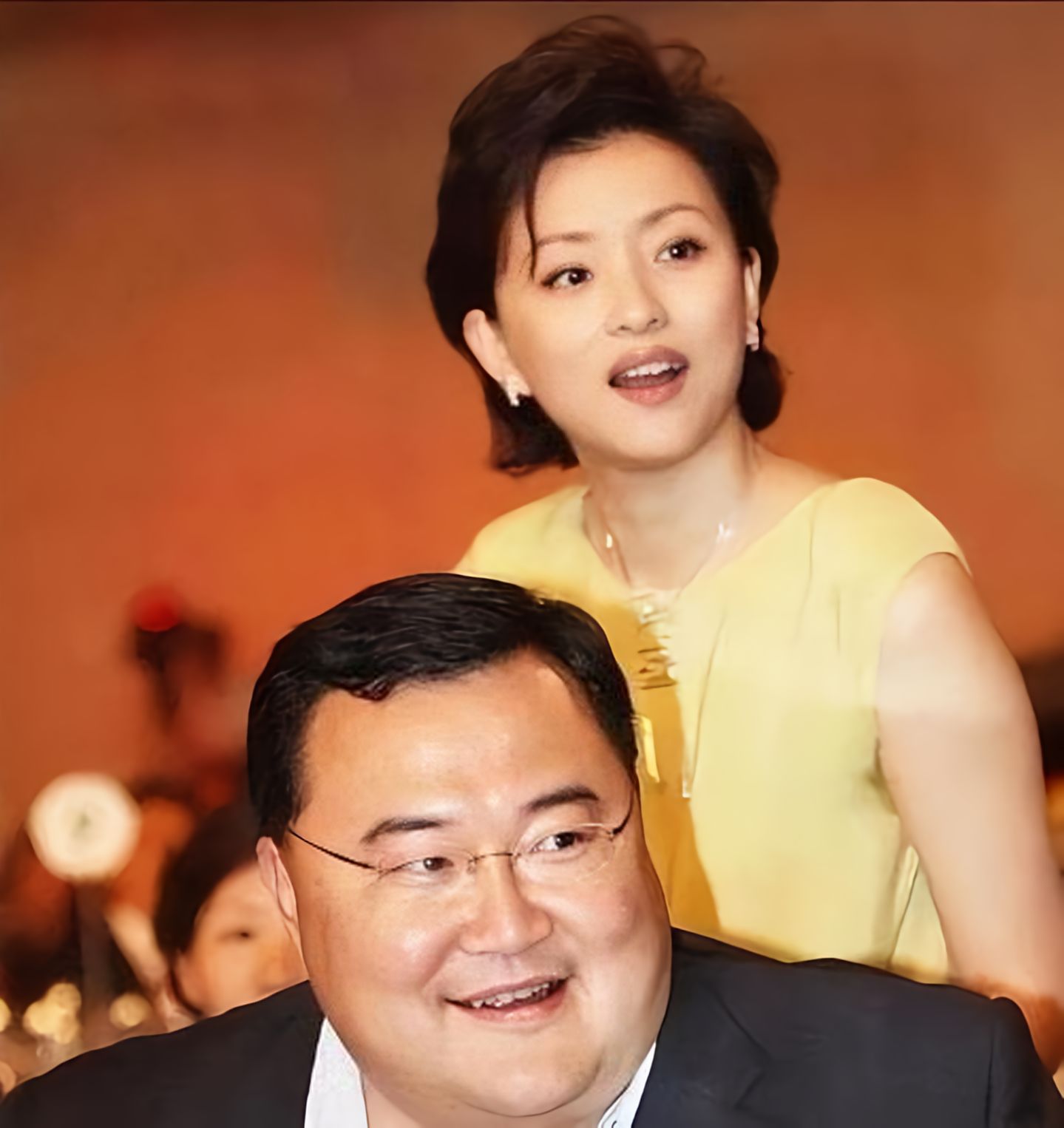 吴征助杨澜事业更上一层楼,她不仅以持股份额跻身福布斯排行榜,还获多