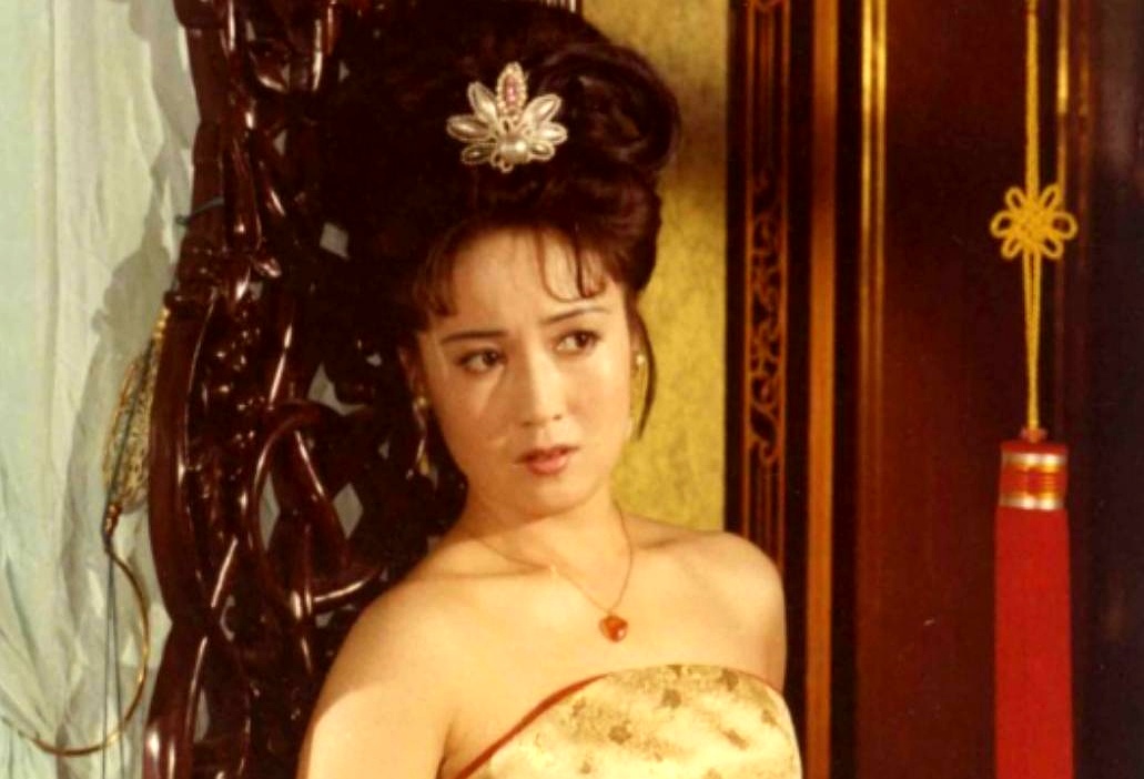 1983年,拍摄老版《西游记》时,导演杨洁为猪八戒的扮演者马德华选媳妇