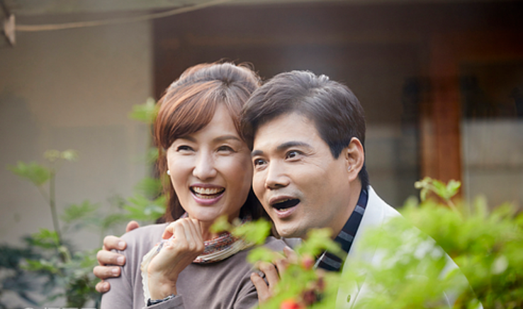 接上一篇 可是你的妻子,却住在你的每一个梦想里