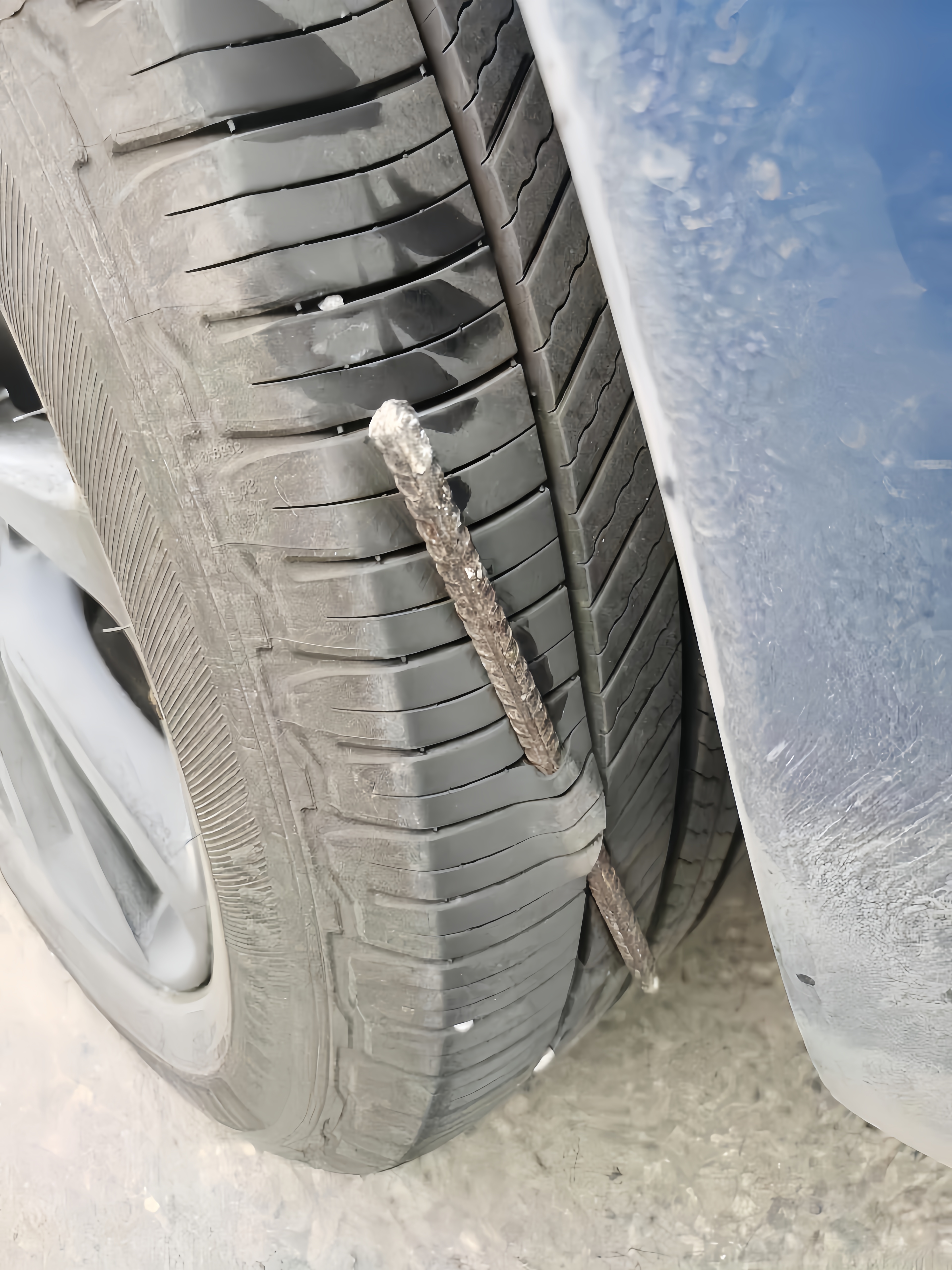 修车店说没救了,只能换新的,但是我真没有钱,早上