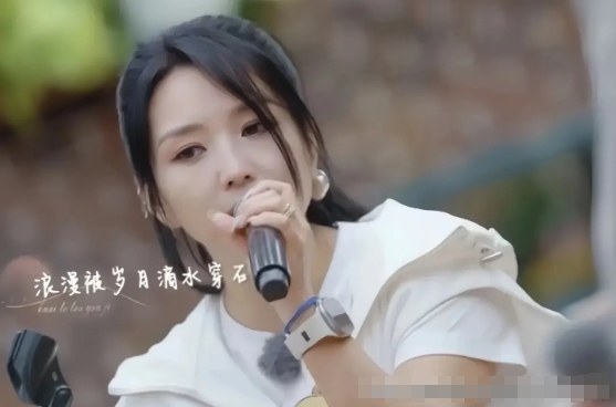 经过歌曲何洁陈楚生(经过歌曲何洁陈楚生百度云)