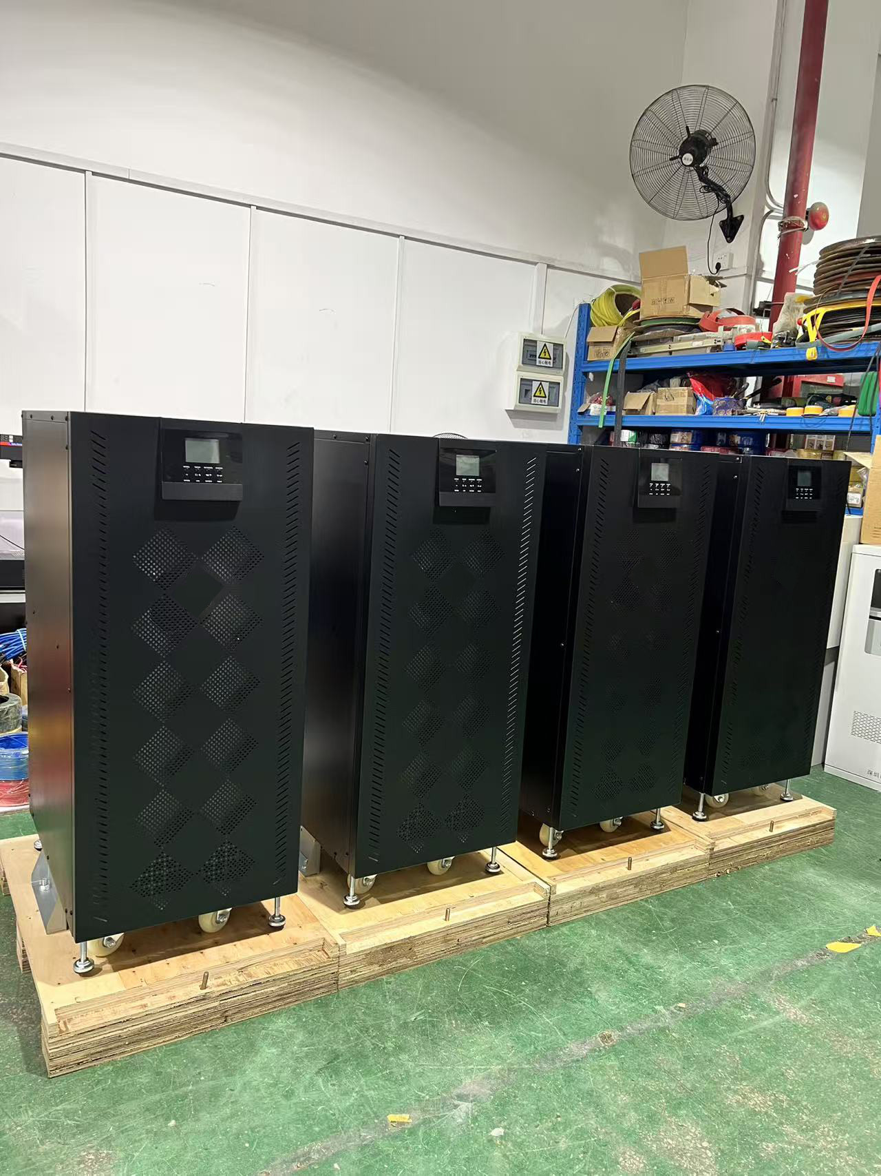 德利仕ups和aerto艾亚特不间断电源ups维护西安实战