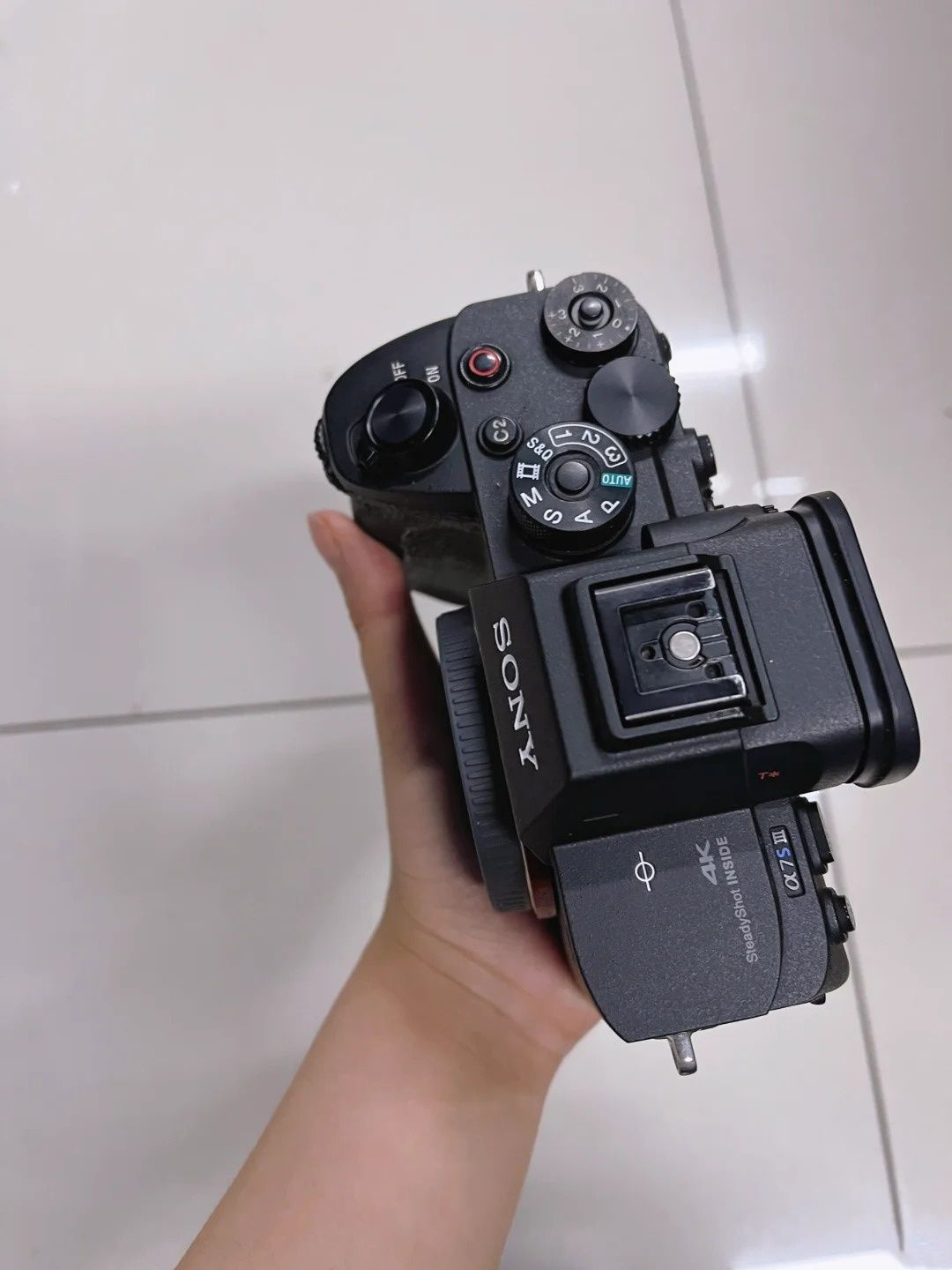 今天来聊聊索尼 alpha 7s iii这可是一款超厉害的全画幅微单相机哦
