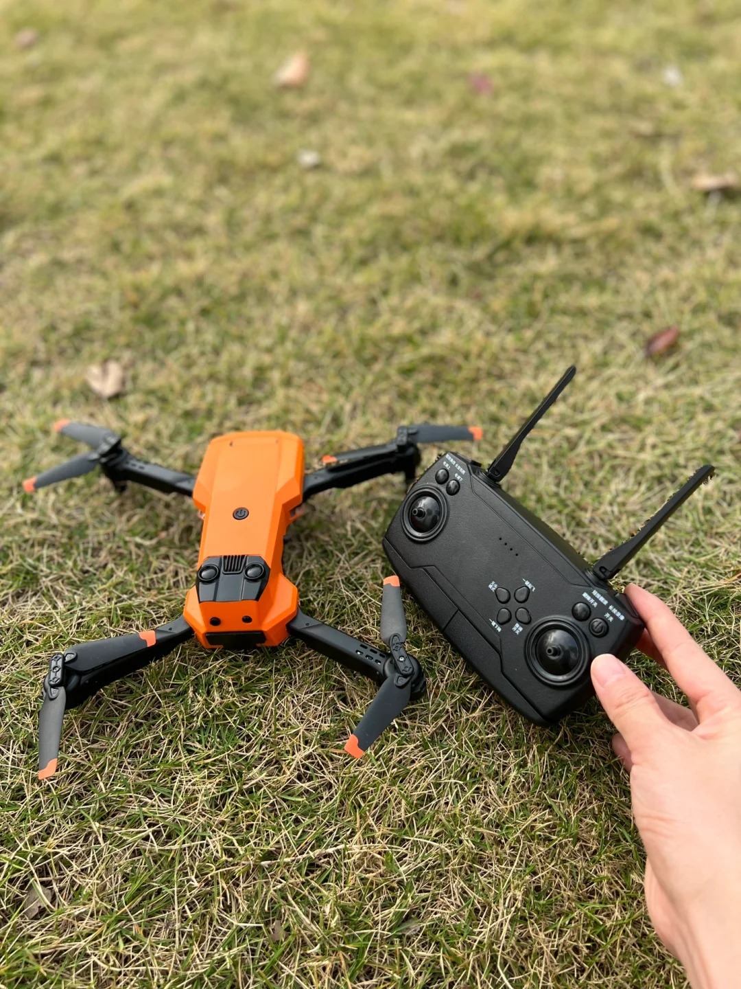 终于,我也按捺不住内心的小激动,入手了一台超酷的诺巴曼无人机x35