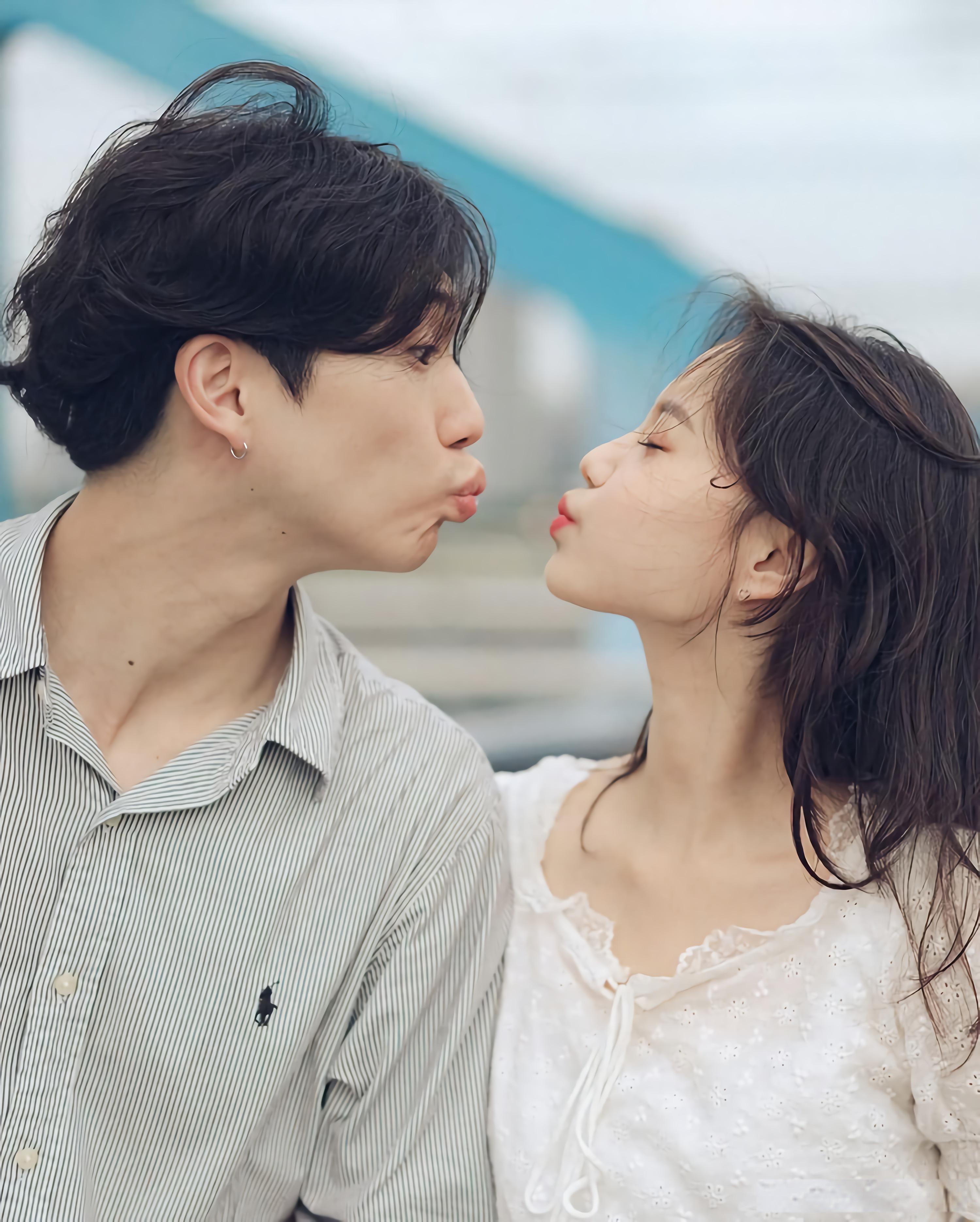 3. 第三个:夫妻恩爱,共同长寿至80多岁.