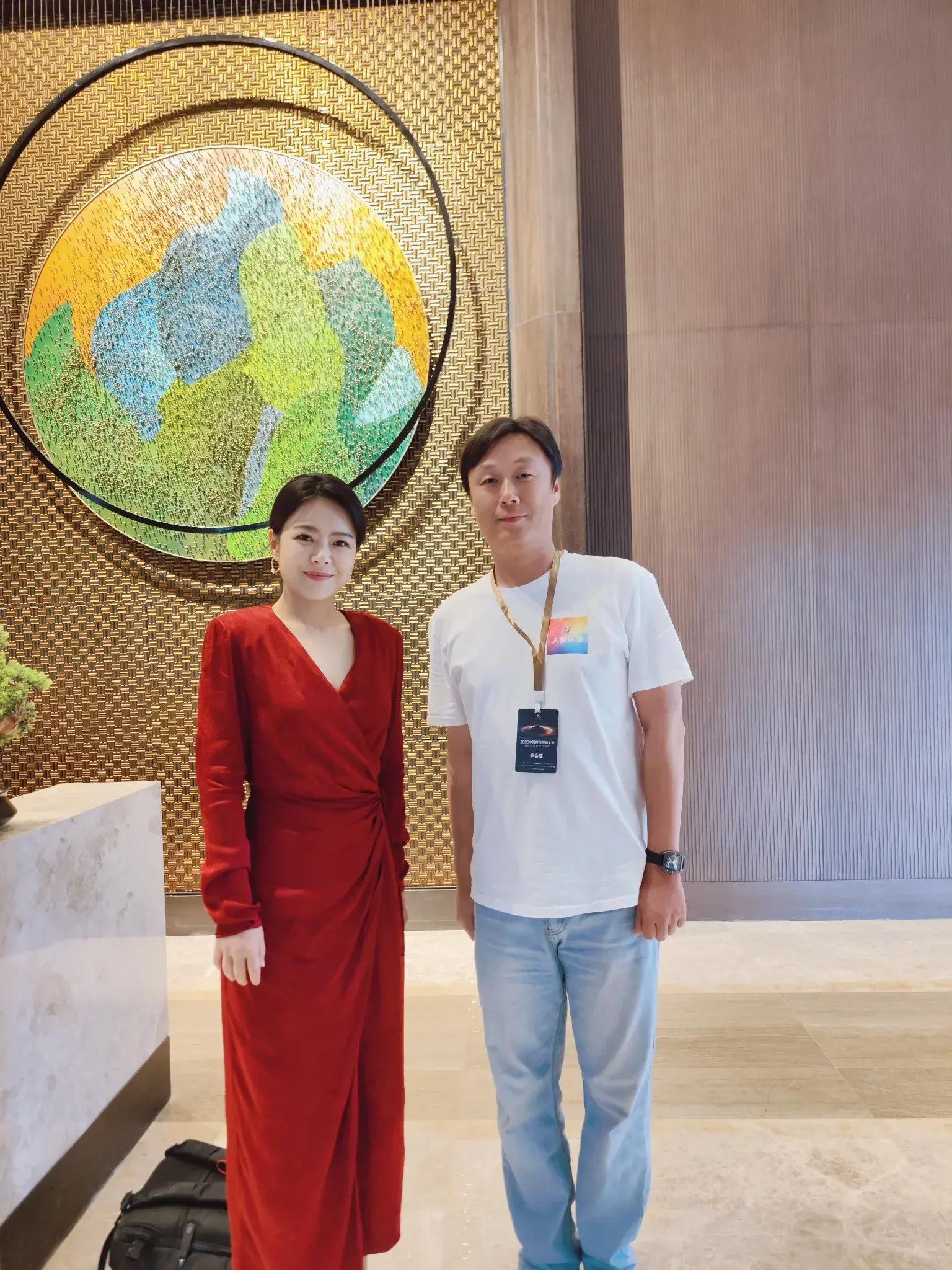 东方卫视主持人制片人·陈辰 还记得smg节目智力大冲浪