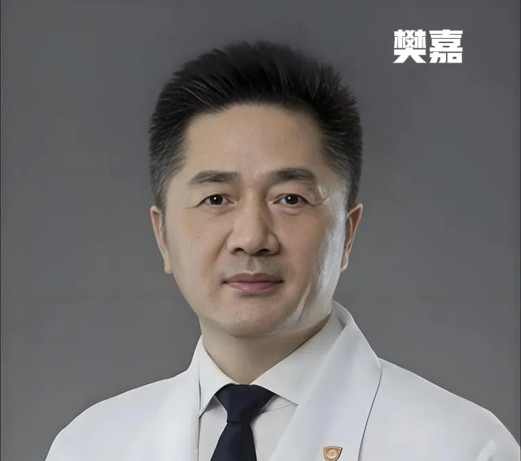 同时,也向即将带领中山医院再攀高峰的周俭先生致以诚挚问候!