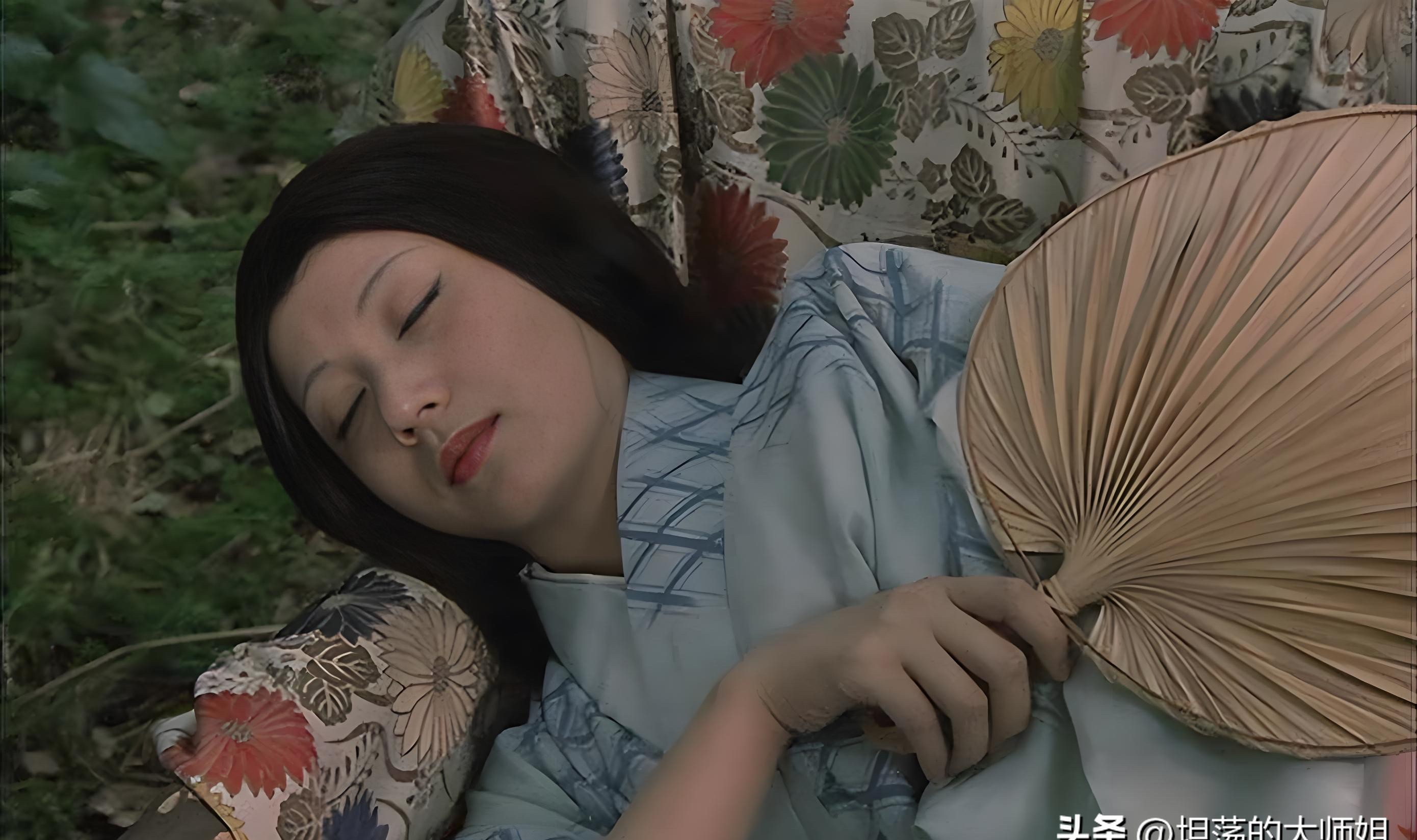 电影《樱之森之满开之下》改编自坂口安吾的短篇小说