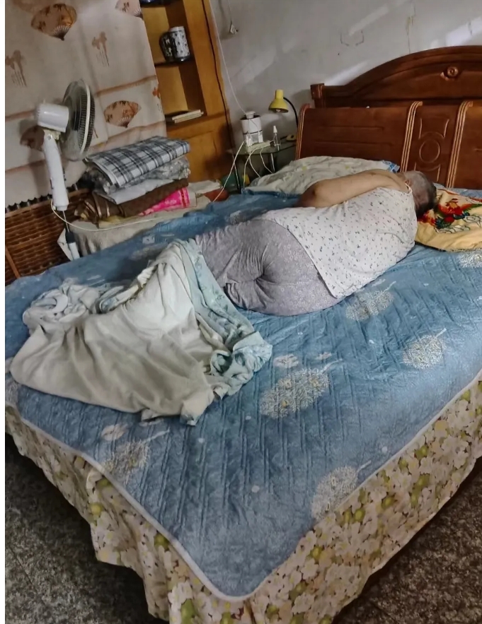 婆婆从来没有帮过嫂子带过娃,却帮我带了6年,如今