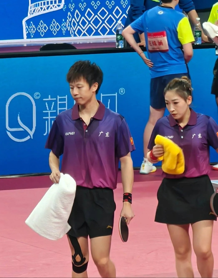 33岁的刘诗雯一天21局拿下自己的第三个全锦赛混双冠军,距离第