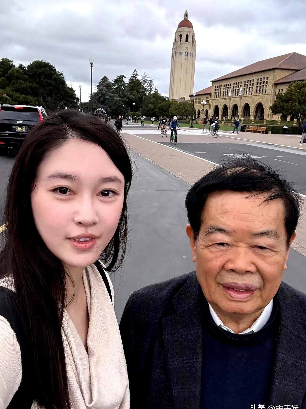 曹德旺没参加民营企业家座谈会原来是去美国出差了
