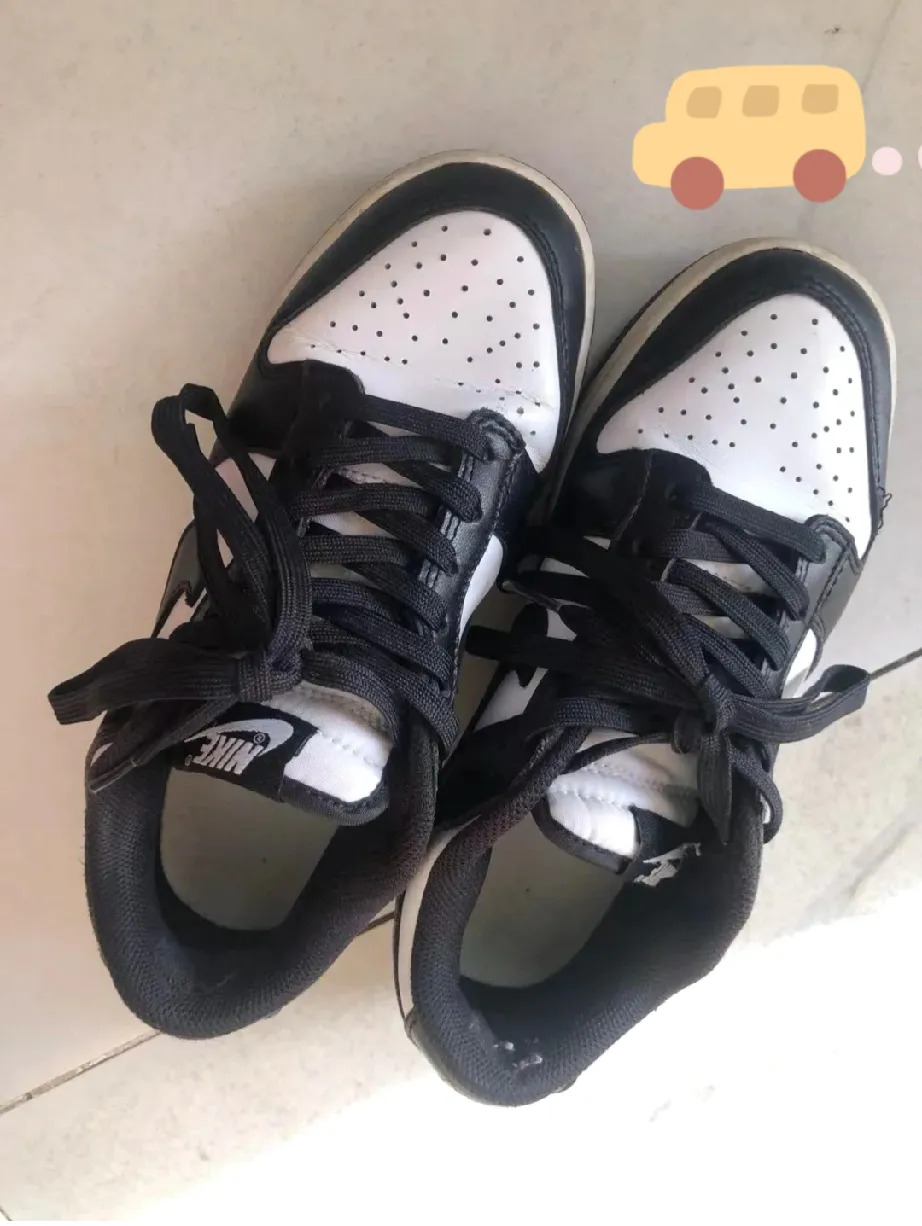 婆婆拿回来的这双耐克鞋咋样呀?