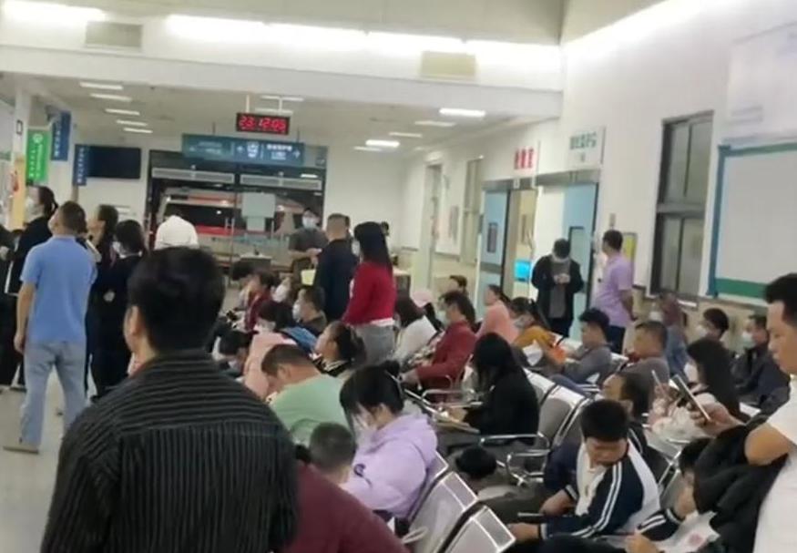  广东佛山最新疫情通报情况今天(广东佛山最新疫情通报情况今天封城了)