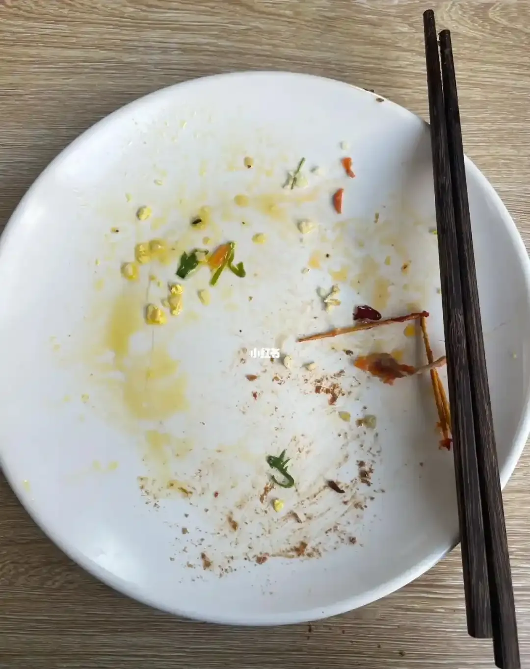 我们还在吃,他已经吃了好几碗