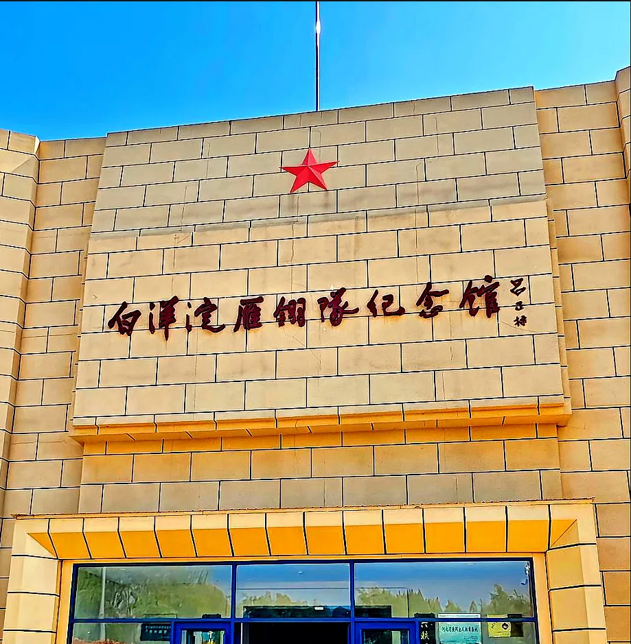 不夸张地说,这9个字,能认出5个字的是高人,一眼就能看出来的是书法家!