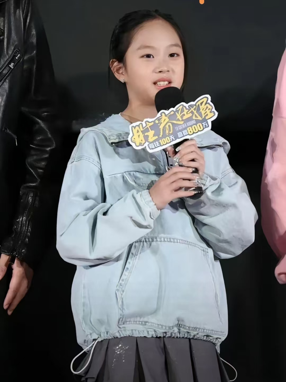 邓超的儿子真帅啊才13岁身高直逼165cm长得也跟漫画里的少年一样