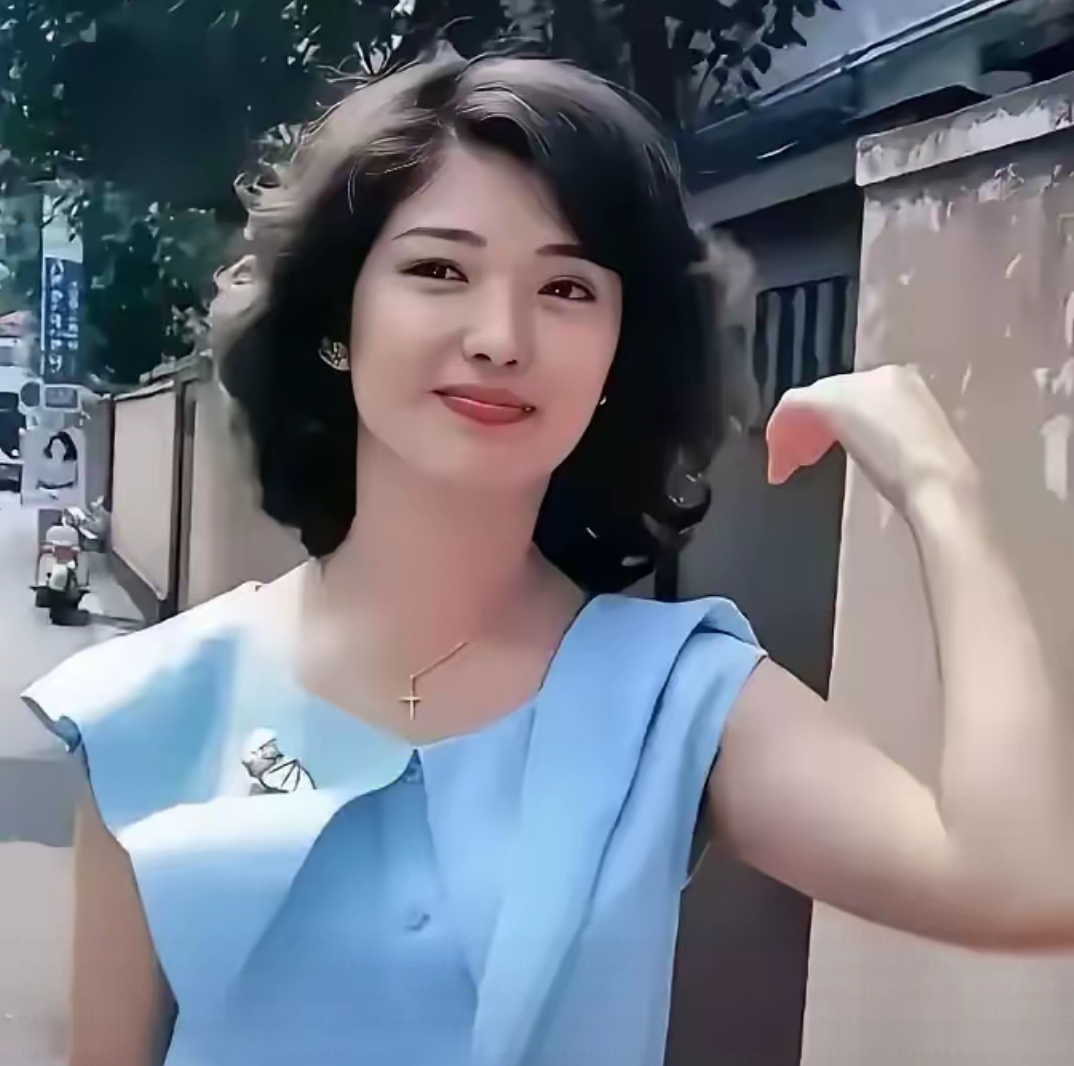 山口百惠,都说她美,我不知道美在哪里