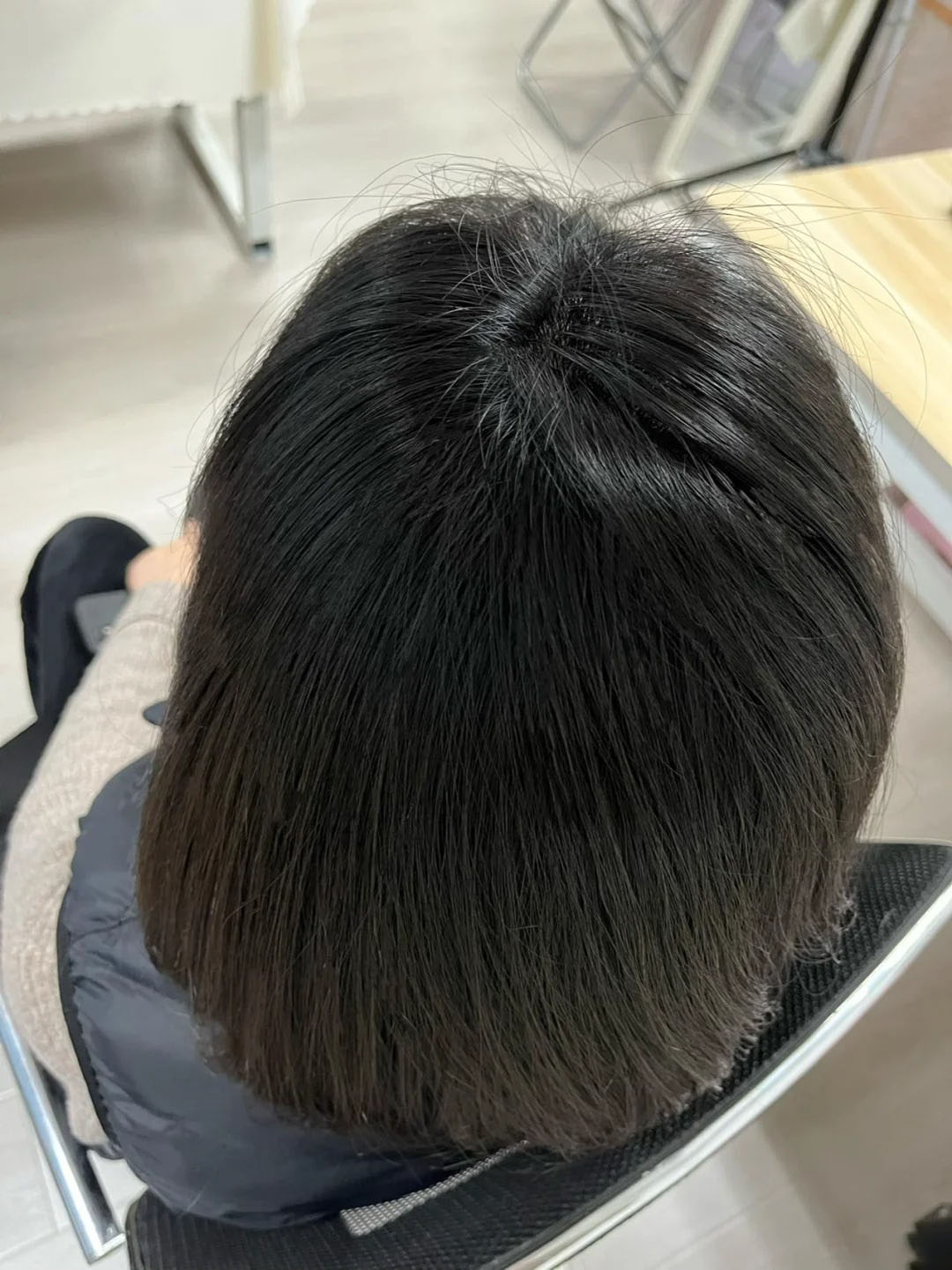 每次想换个发色又怕化学成分伤头发味道刺鼻?