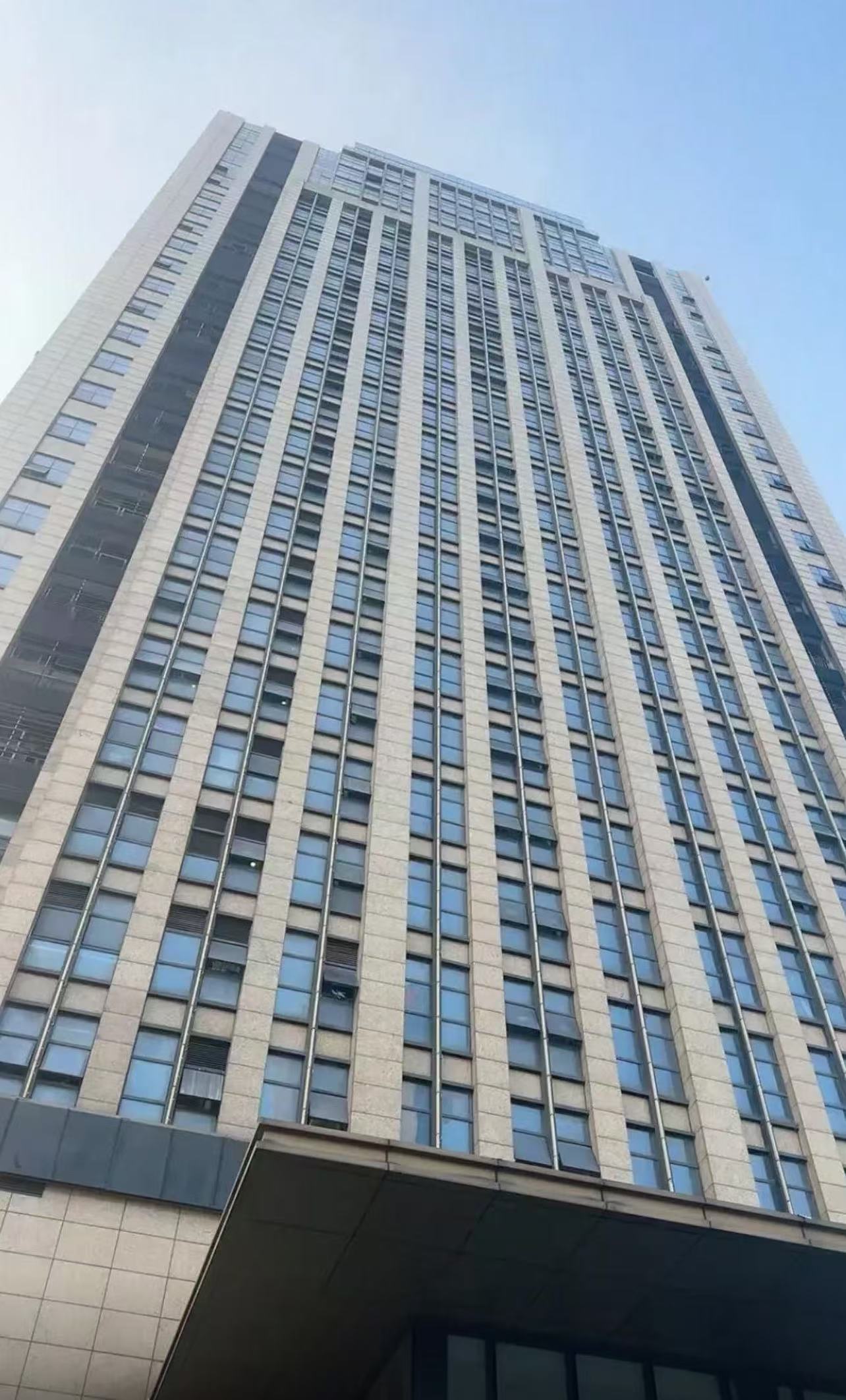 我发现一个很有趣的现象, 一个家庭如果没有沉重的