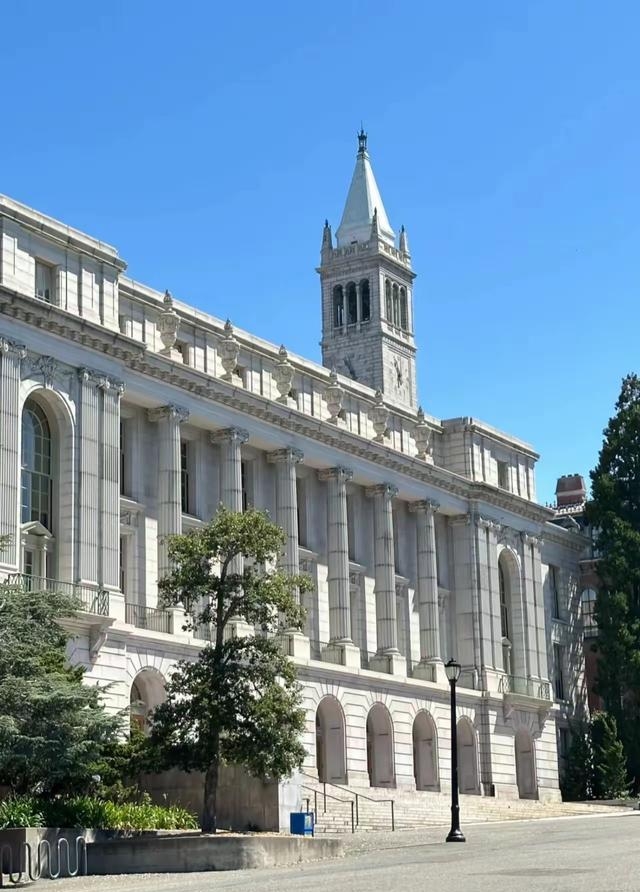 一所大学获得诺贝尔奖的教授居然有上百人!