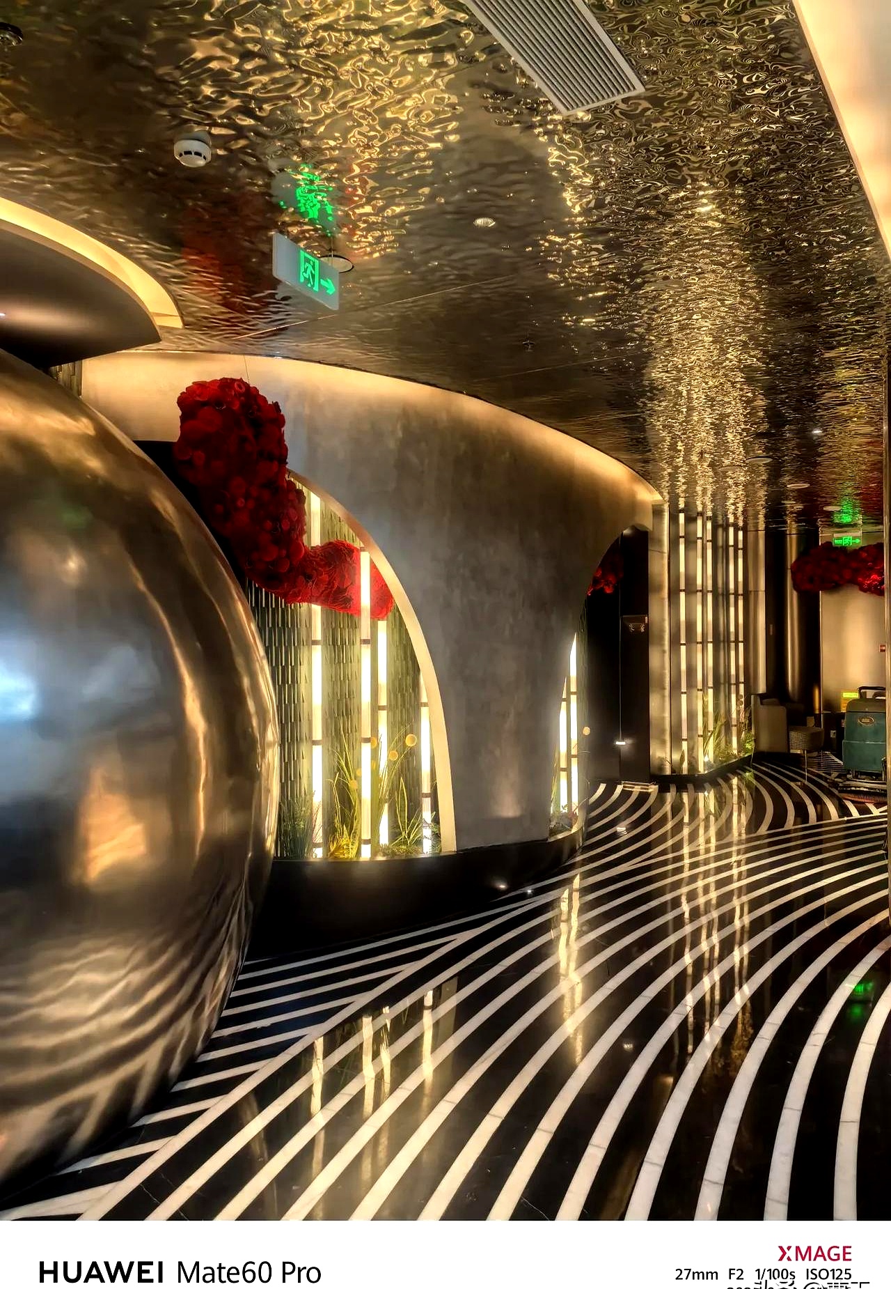 五一假期将近尾声,我98岁的父亲在一号就向孙子辈提议