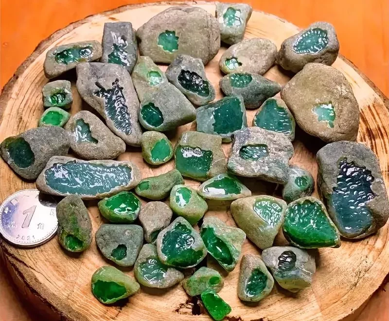 广西哪里的翡翠最多(广西哪里的翡翠最多最出名)