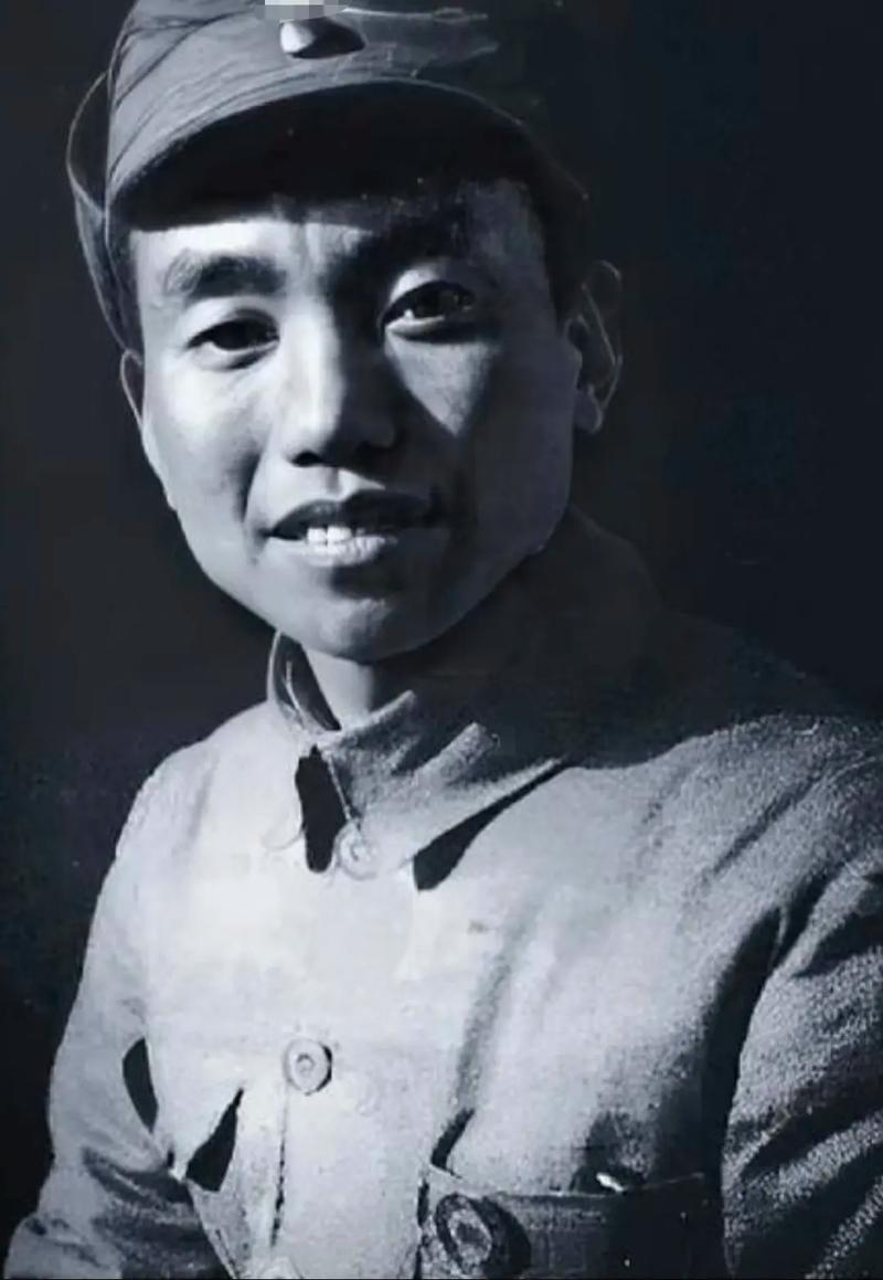 自1840年起,英国借着虎门销烟那点火星,愣是把中国