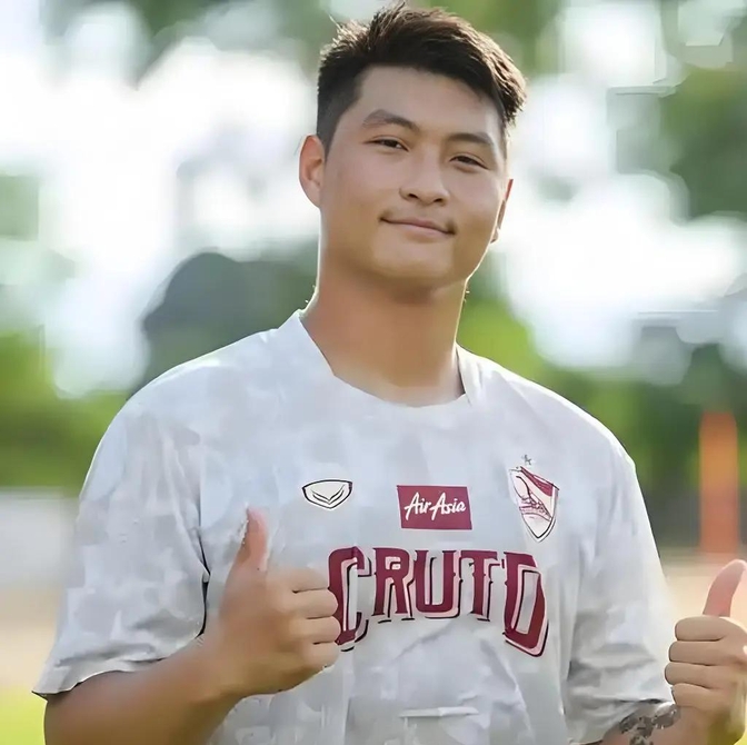 26岁的郭田雨,2024年9月被终身禁赛,之后转投泰国联赛,加盟清莱联签约