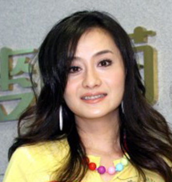 家人们,谁还记得当年琼瑶剧里哭起来让人心碎的白吟霜,紫菱?