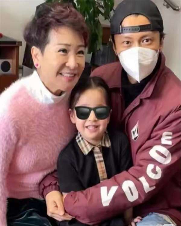 说句不好听的,不是他们不够聪明,而是整个社会阶