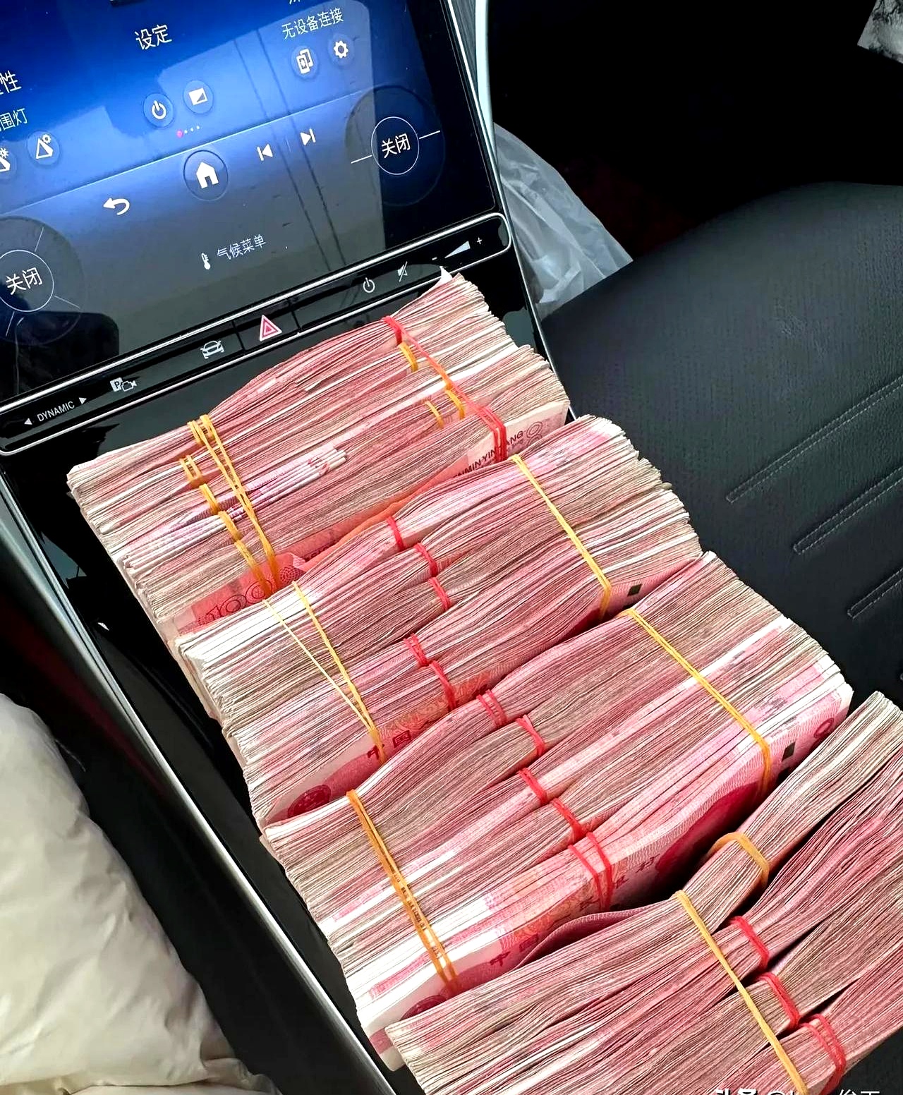 人一定要多折腾,我有个亲戚,上班攒了七十五万,辞