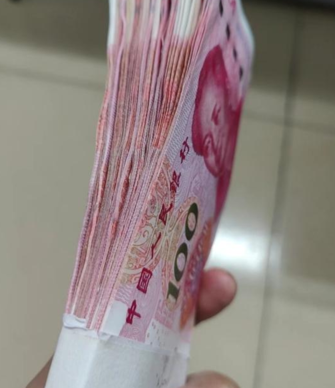 今天聊天时候,我弟竟然说,他结婚时候,我没随礼