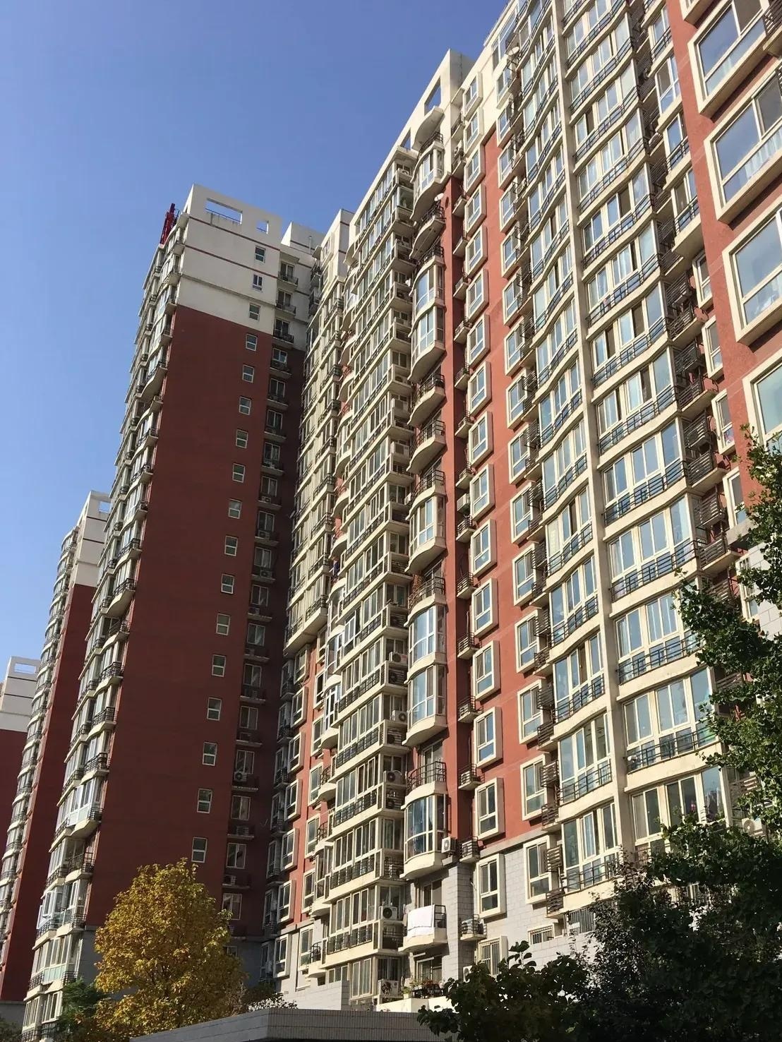 一楼下水道堵了,花了3000找人修理疏通,然后挨家挨户找楼上平摊